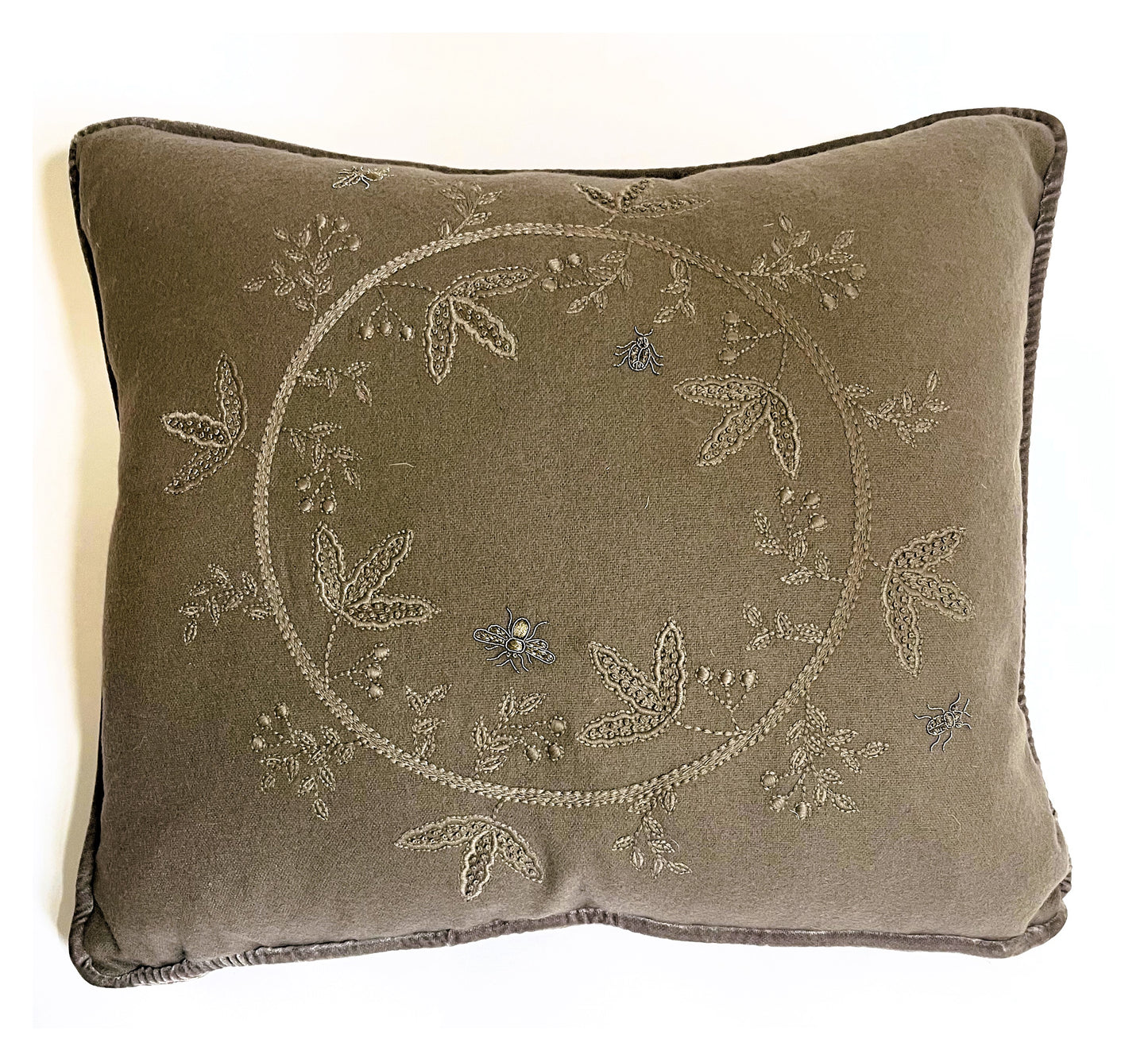 Cushion - Savannah Circle in Cashmere and Wool