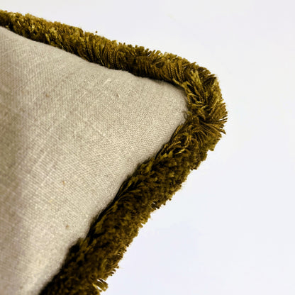 Cushion Busy Acacia