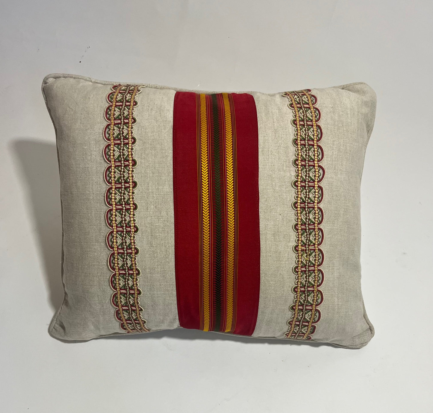 Cushion  central silk panel